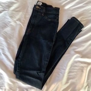 listing-status-banner